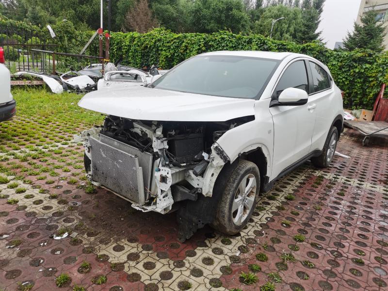 炫威xr-v2017 东风本田 炫威xr-v suv 1.5l cvt 经典版(dhw7151rucse)